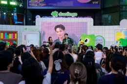 มุ่งมั่น มากความสามารถ ภาษาแน่น 'ต้าห์อู๋' แท็กทีม Duo ปลุกไฟใจกลางสยามสแควร์ สร้างแพชชันการเรียนภาษา