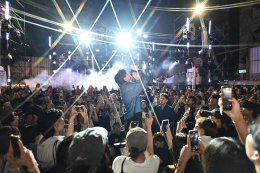 "Snow Ville 2025 presented by mMilk"  อบอวลด้วยเสียงเพลงและความสุขส่งท้ายปี!! ศิลปินฮอตโชว์ร้อง-เต้นจัดเต็ม!! แฟนเพลงนับพันแห่เชียร์แน่น SW1 MARKET