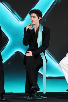 สมมงตัวท็อป! "พีพี - กฤษฏ์" อวดออร่าพรีเซนเตอร์ โปรแกรม "Oligio X The X-MODE" ยกระดับกรอบหน้าคมชัดแบบที่เป็นคุณ