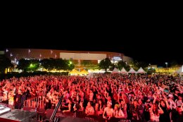 สนุกฉ่ำทั่วไทย! รวมภาพไฮไลต์แลนด์มาร์กเทศกาลดนตรีและสาดน้ำสุดมันส์ "THAILANDS SONGKRAN FESTIVAL 2026" ศูนย์การค้าเซ็นทรัลทั่วประเทศ