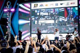'BEDROOM AUDIO - THE JUKKS - CORNBOI' นำทีมศิลปินสาดความมันส์! น้องๆ วัยทีน 3 รั้วโรงเรียนดัง..กรี๊ดสนั่น "คอนเสิร์ตศาสตร์ 2025"