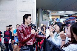 คุนหมิงแตก! 'บี้ ธรรศภาคย์' โชว์สกิลศิลปินตัวท็อป ร้องเต้นสุดปัง บุกเทศกาลไทยครั้งที่ 16 แฟนคลับจีนแห่ต้อนรับสนั่นห้าง