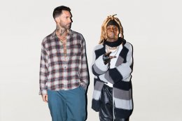 Maroon 5 กลับสู่ซาวด์ที่แฟนๆ คุ้นเคยใน Love Is Like อัลบั้มใหม่ในรอบ 5 ปี ได้ Lil Wayne ร่วมแจม เพิ่มความเท่ให้อีกเท่าตัว