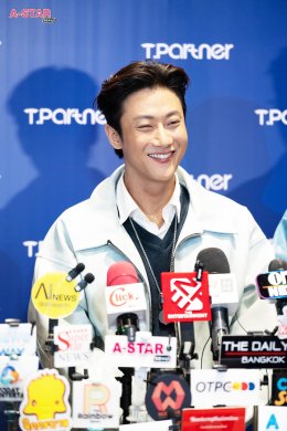 'พี่จอง-คัลแลน, โยชิ' แท็กทีมเสิร์ฟความใจฟู!! ใน Airport Carnival Joyful Journey จาก Tpartner