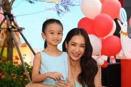 เนย-โชติกา ตัวแทนหมู่บ้านพ่อแม่รุ่นใหม่ เผยเคล็ดลับสยบดราม่า 'อคิณ' และ 'ลลิณ' กลัวเข็ม แฮปปี้มากกับนวัตกรรม "วัคซีนป้องกันไข้หวัดใหญ่แบบพ่นจมูก" ทางเลือกใหม่ให้ลูก