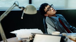 'ADORA' ปลดปล่อยตัวตนในช่วงเวลาที่เงียบที่สุดของคืน กับซิงเกิลใหม่ "4:00am club aim" ที่ชวนดิ่งสู่ห้วงภาวะเปลือยเปล่าในใจ