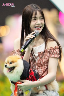 ต้าห์อู๋-ออฟโรด พร้อม 3 สาว BNK48 วาวา  แพรว  เกรฟ ร่วมเปิดอาณาจักรสัตว์เลี้ยงสุดคิวท์ ในงาน "THE MALL LIFESTORE BANGKAPI PET FEST 2025"