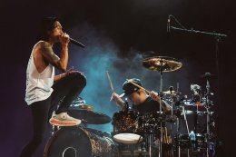 "เชียงใหญ่เฟส 6" สนุกสมการรอคอยกับ เทศกาลดนตรีที่ใหญ่ที่สุดในภาคเหนือ 3 เวที 44 ศิลปินฟินสุด..เมื่อความม่วนปะทะความหนาวของเมืองเชียงใหม่ 