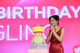 สัมผัสประสบการณ์สุดเอ็กซ์คลูซีฟกับ 'หลิงหลิง คอง' ที่ถูกรังสรรค์ขึ้นเพื่อมอบช่วงเวลาอันน่าจดจำให้กับสมาชิกบัตร Bangkok Bank M Visa ในงาน Bangkok Bank M VisaBangkok Bank M Visa Curates an Exclusive Evening with Lingling Kwong