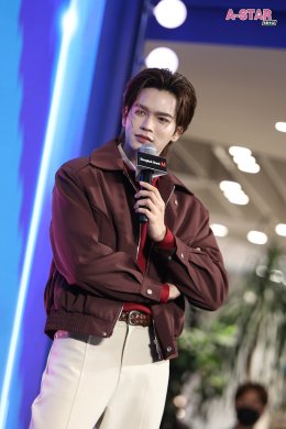 จัดเต็มโมเมนต์สุดฟินกับ 'จูเนียร์-มาร์ค' ในงาน Bangkok Bank M Visa Exclusive Party  x Junior Mark​ 
