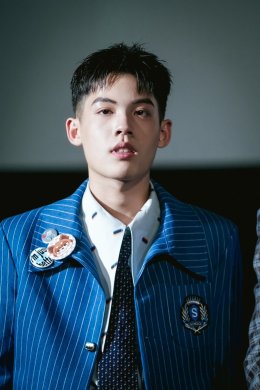 CHANGE2561 ทำถึง!! จัดเต็มเซอร์ไพรส์ส่งท้าย "CLASS CRUSH CRISIS" เพื่อนสนิทระวังคิดไม่ซื่อ ปิดโรงหนังร่วมชมพร้อมแฟนคลับนับพัน ปังจนบัตร Sold Out ทุกที่นั่ง เต็มอิ่มไปด้วยรอยยิ้มและน้ำตาแห่งความสุข ในงาน "CLASS CRUSH CRISIS FINAL EPISODE&amp