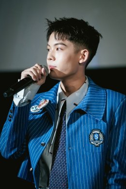 CHANGE2561 ทำถึง!! จัดเต็มเซอร์ไพรส์ส่งท้าย "CLASS CRUSH CRISIS" เพื่อนสนิทระวังคิดไม่ซื่อ ปิดโรงหนังร่วมชมพร้อมแฟนคลับนับพัน ปังจนบัตร Sold Out ทุกที่นั่ง เต็มอิ่มไปด้วยรอยยิ้มและน้ำตาแห่งความสุข ในงาน "CLASS CRUSH CRISIS FINAL EPISODE&amp