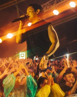 ครึ่งทางแล้ว! คอนเสิร์ต COCKTAIL 77 EVER TOUR พร้อมลุยขอบคุณแฟนเพลงครึ่งหลังส่งท้ายทั่วประเทศ!