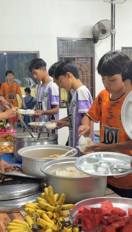 ซีพี แอ็กซ์ตร้า สานต่อโครงการ "อาหารดีพี่ให้น้อง" ต่อเนื่อง สนับสนุนวัตถุดิบอาหารกลางวันให้นักเรียนทั่วประเทศ ส่งเสริมให้เยาวชนเข้าถึงอาหารดีมีประโยชน์