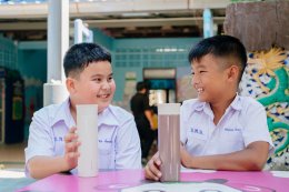 ซีพี แอ็กซ์ตร้า ร่วมกับ ล็อก แอนด์ ล็อก จัดกิจกรรม "โรงเรียนไร้ขยะ" ส่งมอบกระบอกน้ำรักษ์โลก ปลูกฝังการลดใช้ขวดพลาสติกให้เยาวชน