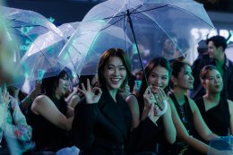 Vichy Dercos จัดอีเว้นท์สุดยิ่งใหญ่ "Dare to Wear Black" เปิดตัวแฮร์แคร์ใหม่พาทุกคนเผยลุคดำมั่นใจไร้รังแค พร้อม 'เต  ตะวัน' Friend of Vichy Dercos
