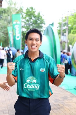 "ช้าง" ทำถึง! ส่ง 'นิกกี้-โอม-โฟร์ท' นำทัพ "ทีมช้างเพื่อนซี้" แจมแมตช์ในฝันกับ "ทีมช้างศึก All-Stars" นัดฟาดแข้งแชมป์เก่าบอลมหาลัย ซัลโวความปังเปิดตัวแคมเปญ "ช้างส่งแชมป์ ช้าง ยู-แชมเปี้ยน คัพ ไปอังกฤษ ปี 3&