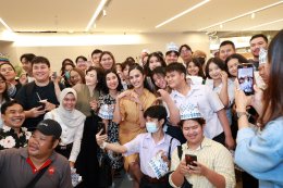 กระแสแรงต่อเนื่อง #CentralParkBangkok กับโมเมนต์สุดเอ็กซ์คลูซีฟรับ 9 เดือน 9 เมื่อ Central Park เชิญ 'โอปอล สุชาตา' Miss World 2025 ในฐานะตัวแทนคนรุ่นใหม่ที่มีภาพลักษณ์เหนือระดับ ในแบบ Global Citizen มาเช็คอินแลนด์มาร์กใหม่ใจกลางกรุงเทพฯ 