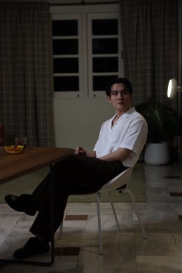 'Chakid' ศิลปินน้องใหม่ ปล่อยเพลง "เลือน(จำ)" ดึงสองนักแสดง 'กานต์-แพรว' ถ่ายทอดรักที่เลือนลาง..แต่ไม่เคยหายจากหัวใจ