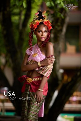 รับชมการถ่ายทอดสด! 27 สาวงามจากทั่วโลกกับนิยามใหม่แห่งแฟชั่นชั้นสูงของไทย เฉลิมฉลองวาระครบรอบ 20 ปี Miss International Queen® ผ่านทาง YouTube : Miss International Queen