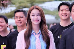 'ปอนด์-ณราวิชญ์' และ 'น้ำตาล-ทิพนารี' แท็กทีมรับตำแหน่ง "ขนส่งไอดอล Club D" ปลุกกระแสชวนคนไทยสร้างทัศน 'สติ' ขับขี่ปลอดภัย