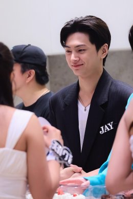 'ENHYPEN' บินตรงพบแฟนๆ ในงาน Shopee x ENHYPEN THE SIN : VANISH FANSIGN AND CAFE EVENT