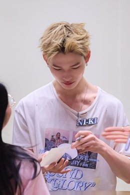 'ENHYPEN' บินตรงพบแฟนๆ ในงาน Shopee x ENHYPEN THE SIN : VANISH FANSIGN AND CAFE EVENT