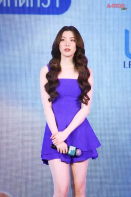 'หลิงหลิง - ออม' ควงคู่ต่อสัญญาพรีเซ็นเตอร์ ปีที่ 2 SPARKLE และ LESASHA พร้อมเสิร์ฟความสนุกให้แฟนคลับในงาน DO DAY DREAM Unlock Better Living 
