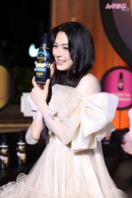 สวยจึ้งกระแทกตา! 'หลิงหลิง คอง' ออร่าพุ่งบนแคทวอล์ก DOWNY LUXE SUNWAY พร้อมนั่งแท่น Brand Ambassador "ดาวน์นี่ ลักซ์" หอมแดด ทุกที่ ทุกเวลา