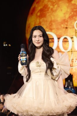 สวยจึ้งกระแทกตา! 'หลิงหลิง คอง' ออร่าพุ่งบนแคทวอล์ก DOWNY LUXE SUNWAY พร้อมนั่งแท่น Brand Ambassador "ดาวน์นี่ ลักซ์" หอมแดด ทุกที่ ทุกเวลา
