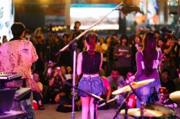 Muzik Move จัดงาน Live Session เอาใจวัยรุ่น เปิดตัวน้องใหม่วง KRYPTONYTE และ PINGPING PANPAN พร้อมรุ่นพี่ 'บลู INDIGO' และ 'เบล วริศรา' มาร่วมแจม 