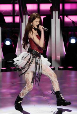 'D-NA (ดีน่า)' ขโมยหัวใจคนทั้งเอเชีย! โชว์เพลง "BYE BYE" สะกดทุกสายตาบนเวที SING!Asia