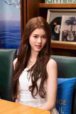 'D-NA (ดีน่า)' ขโมยหัวใจคนทั้งเอเชีย! โชว์เพลง "BYE BYE" สะกดทุกสายตาบนเวที SING!Asia
