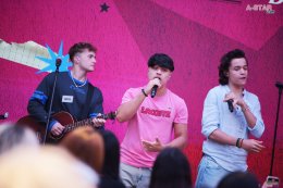 December 10 ทำใจละลาย ร้องสดกลางสยาม เสิร์ฟความน่ารักใน Meet & Greet อย่างใกล้ชิด ไลฟ์รายการ Thailand Music Countdown พร้อมเตรียมคอนเทนต์ในไทยให้ติดตามกันอีกเพียบ!