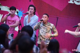 December 10 ทำใจละลาย ร้องสดกลางสยาม เสิร์ฟความน่ารักใน Meet & Greet อย่างใกล้ชิด ไลฟ์รายการ Thailand Music Countdown พร้อมเตรียมคอนเทนต์ในไทยให้ติดตามกันอีกเพียบ!