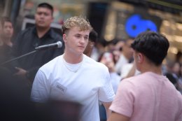 December 10 ทำใจละลาย ร้องสดกลางสยาม เสิร์ฟความน่ารักใน Meet & Greet อย่างใกล้ชิด ไลฟ์รายการ Thailand Music Countdown พร้อมเตรียมคอนเทนต์ในไทยให้ติดตามกันอีกเพียบ!