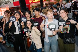 มิ้น AF3-แอน AF6 แท็กทีมนำคนนับร้อยร้องประสานเสียง "Die On This Hill" กระหึ่มสยาม! SIENNA SPIRO รีโพสต์ตอบรับพลังแฟนไทย เพิ่มความมั่นใจให้เหล่านักล่าฝัน