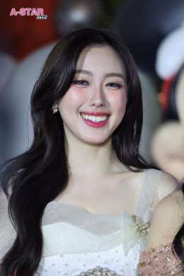 4EVE - Billkin พร้อมทัพคนดังแน่นลานเซ็นทรัลเวิลด์ ฉลองเปิดไฟต้นคริสต์มาสสูงที่สุดในเอเชียตะวันออกเฉียงใต้! กับงาน "Disney The Magical Stars 2026"