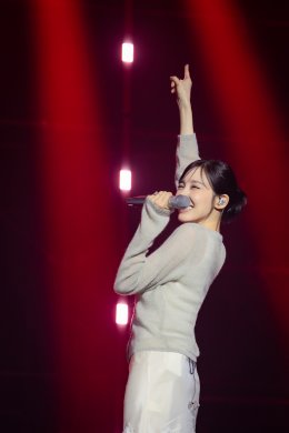 'ทิฟฟานี ยัง' โชว์เสน่ห์ควีนโวคอล! สะกดใจแฟนคลับไทย เติมเต็มค่ำคืนแห่งความสุข ในคอนเสิร์ตเดี่ยว "Edge of Calm Tour in Bangkok"