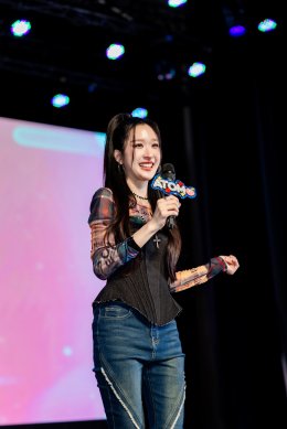 เคมีนี้ดีต่อใจ! "ฝ้าย-อะตอม" เสิร์ฟโมเมนต์ฟินขั้นสุด ในงาน FAYEATOM 1ST FAN MEETING {LOVE IN THE NIGHT} IN HO CHI MINH CITY