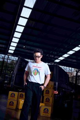 FAT & FURIOUS x เด็กสมบูรณ์ เมื่อแบรนด์เสื้อผ้าสตรีทแฟชั่น เจอกับซอสปรุงรสในตำนาน การคอลแลปสุดครีเอทจึงบังเกิด!