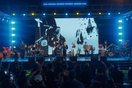 ดอกกระเจียวบานแล้วทั่วไทย! ก้อง ห้วยไร่ ส่งเพลงขึ้นอันดับ #1 ใน YouTube Music Chart Thailand และมียอดดูเกิน 1 ล้านวิว หลังปล่อยเพียง 17 ชั่วโมง