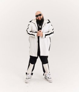 โปรเจกต์คอลแลปพิเศษแห่งปีระหว่าง F.HERO และ COCKTAIL ร่วมด้วย แม็กธิติวัฒน์ โปรดิวเซอร์คู่ใจ ถ่ายทอดเสน่ห์กวีจีนผ่านดนตรี Rock & Rap 