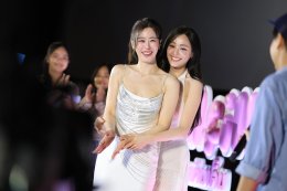 วิวาห์หวานแห่งปี 'อุ้ม-แบม' ปิดโรงหนังลั่นระฆัง! ฉลองมงคลสมรส แฟนๆ ร่วมเป็นพยานรักใน "Fulfill รักเติมเต็ม First Premiere with OomBam"