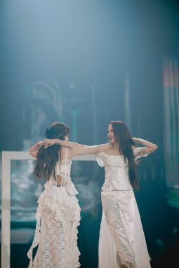 "เจนนิษฐ-แก้ว-น้ำหนึ่ง-เนย-โมบายล์-ปูเป้-ตาหวาน-เจน" จัดเต็มสตรีม โชว์ความแซ่บ ในงาน "GLOW UP GLAM UP CONCERT"