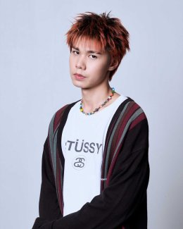 GOODMOOD ศิลปินน้องใหม่ล่าสุดจากค่าย genie records เปิดตัวซิงเกิลแรก "ปล่อยให้ฉันร้องไป" ให้น้ำตาพูดแทนความเจ็บปวด ดึง อะตอม VIIS ร่วมถ่ายทอด