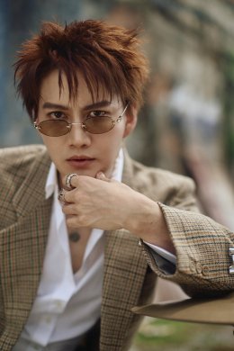 'กอล์ฟ พิชญะ' คัมแบ็กในรอบ 4 ปี! ส่ง "Mary Jane (Marry Me)" เพลงรักคลั่งรัก กับ MV วันสิ้นโลกสุดล้ำ