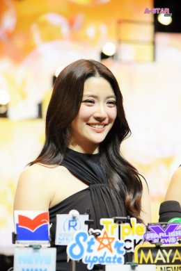 โมเมนต์รักล้นฮอลล์! "จินนี่-เจน่า" เสิร์ฟแฟนคอนคู่ครั้งแรก โชว์ครบรสพร้อมแขกรับเชิญคุณภาพ ในงาน "GINNYJAYNA [HEART TO HEART] FANCON"