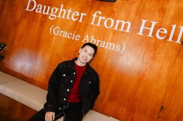 เต็มอิ่มทุกเพลงเพราะในงาน Gracie Abrams  Daughter from Hell Thailand Album Listening Event แฟนๆ ห้ามพลาด 4 เมนูสุดพิเศษ พร้อมมุมถ่ายรูปธีมอัลบั้มใหม่สุด Exclusive ที่ BONCI วันนี้ - 31 ก.ค. นี้