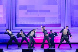 'เลยดูดี' จัด "HELLO FRI3NDSSS" เสิร์ฟแฟนไทย สุดปัง รวมพลัง PROXIE - ATLAS - PERSES จัดเซอร์ไพรส์ให้ว้าวกว่าเดิม! ปิดโปรเจกต์ HELLO BOYSSS อย่างสวยงาม